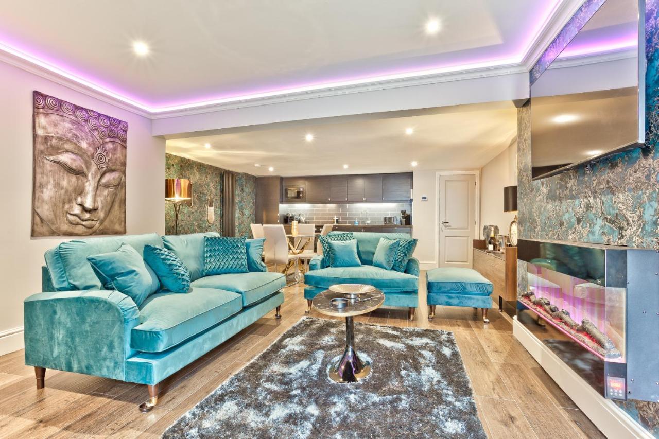 The Mews Boutique Deluxe Apartments, Sleep 2-6 People , Central Location, Free Parking Windermere Luaran gambar